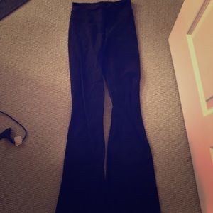 Lululemon Groove yoga pant